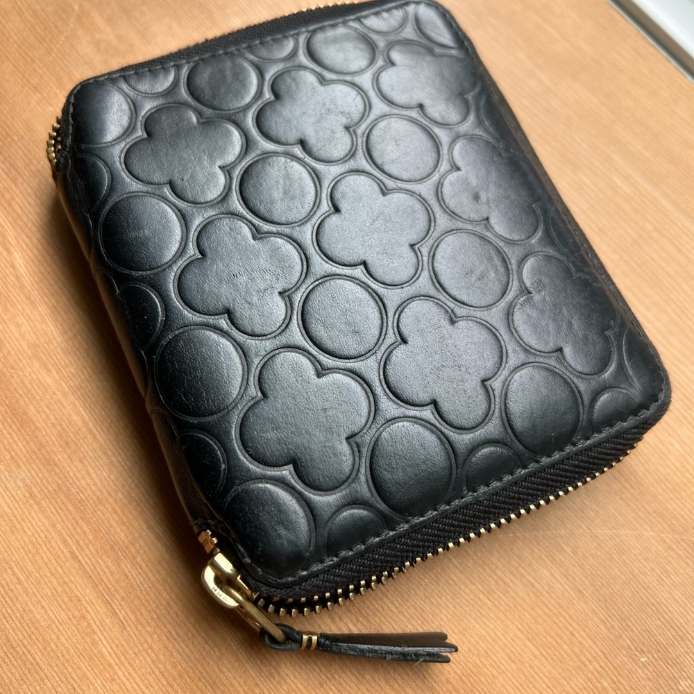 Black Leather Zip Wallet - COMME des GARCONS